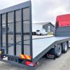 Maskintransport med knæklad